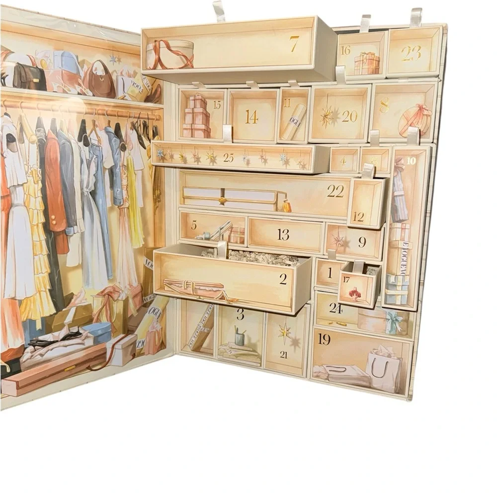 Vogue 2025 Advent Calendar Box